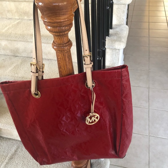 Michael Michael Kors - Picture 1 of 3
